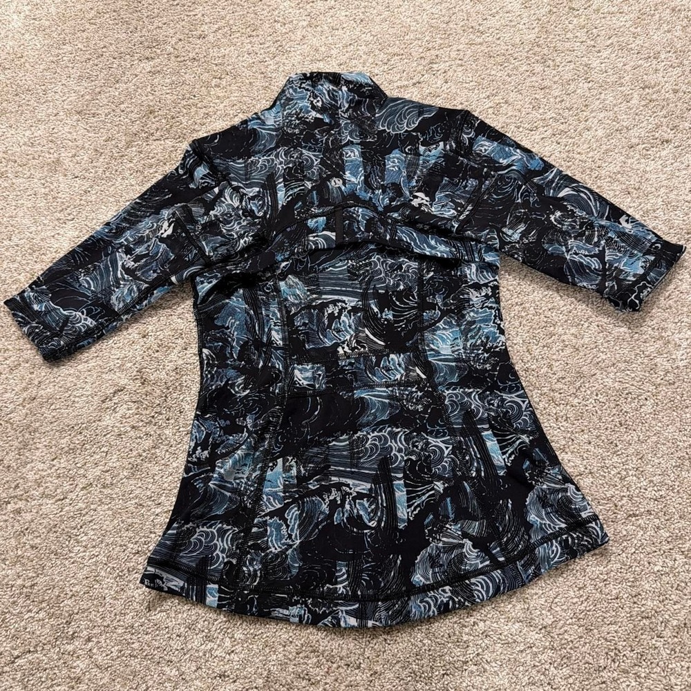 Lululemon Abstract Wave Full Zip Define Jacket | Black Blue | Size 4 - Picture 4 of 5